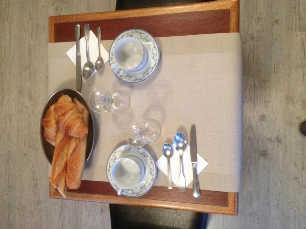 Relais Du Val Vert Le Puy-en-Velay ภายนอก รูปภาพ