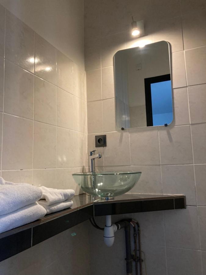 Relais Du Val Vert Le Puy-en-Velay ภายนอก รูปภาพ