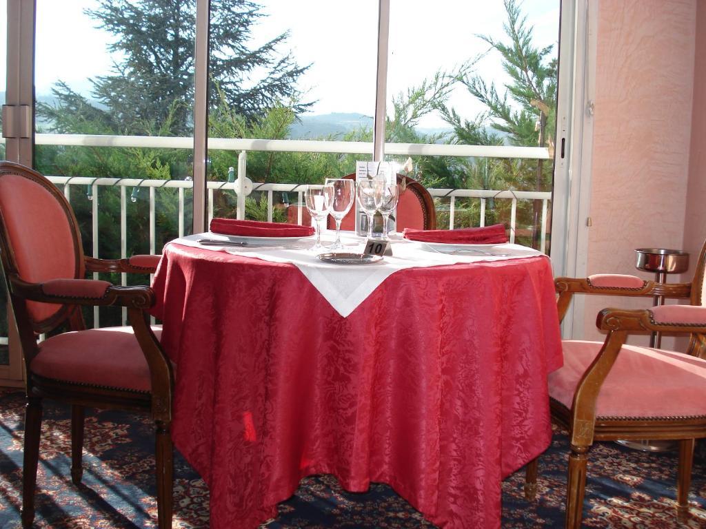 Relais Du Val Vert Le Puy-en-Velay ภายนอก รูปภาพ