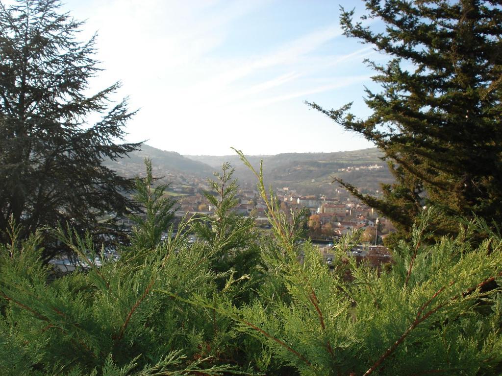 Relais Du Val Vert Le Puy-en-Velay ภายนอก รูปภาพ